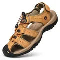Ademende outdoor sandalen voor heren in kaki met verstelbare elastische vetersluiting - Goud