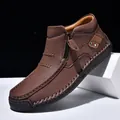 Vista dettagliata delle scarpe alte in pelle marrone fatte a mano con cerniera laterale - 39 / Scarpe Casual Alte Cucite a Mano(9930) / Marrone Profondo