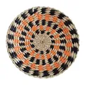 Decorazione murale bohémien in tifa intrecciata a mano con motivo a spirale nero e arancio - 25cm / Decorazione da Parete Intrecciata Mista Stile G