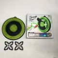 Children's toy throwing dart game set featuring green bristle target board and black stars - 30CM Round Target + Stars x2 + Hook x1 / Green