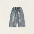Vaqueros azul claro de pata ancha para niña con bordados de flores de colores tipo patchwork - Azul Mezclilla (Pantalón Recto)