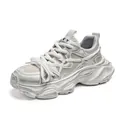 Sneakers chunky in mesh metallizzato argento con design traspirante e suola spessa - 39 / Bianco