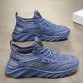 Scarpe da corsa da uomo in rete blu traspirante per l'estate, design sportivo leggero. - 40 / Vestibilità regolare / Blu jeans