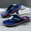 Blaue Herren-Flip-Flops für den Strand mit dicker rutschfester Sohle und bequemen LOULUEN-Riemen - Größe 44 / Regulärer Stil (902834) / Dunkelblau