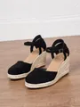 Closed-toe black suede wedge sandals with rope-wrapped platform and ankle strap - 34 / Black