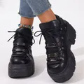 Stylish gothic platform boots for women with heavy metal punk details and chunky sole - 40 / Black
