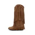 Braune mittelhohe Wildleder-Stiefel mit Fransen und metallischen Sternnieten-Details. - 34 / Braun