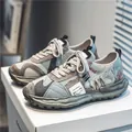 Men's low-top outdoor sneakers with breathable mesh and unique dissolving sole design. - 39 / Gray