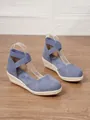Elegantes sandalias de esparto azules con cuña y correas elásticas cruzadas y suela de yute - 34 / Azul cielo