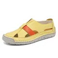Sandalias romanas planas amarillas y naranjas con recortes y suela blanda suave - 36 / Amarillo (2508)