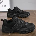 Scarpe da trekking nere resistenti da uomo con suole spesse antiscivolo e pannelli mesh - 38 / Nero