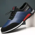 Scarpe casual da uomo in pelle blu e nera con finitura testurizzata e suola spessa - 38 / Blu Stagionale