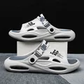 Sportliche Outdoor-Sandalen für Herren in Weiß mit verstellbarem Riemen - Vulkangrau Trend