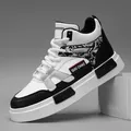 Eleganti sneaker alte da uomo bianche e nere con suola spessa e rialzata - 39 / Bianco e nero