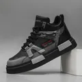 Sneakers alte sportive da uomo con suola spessa nel moderno colore nero e grigio. - 39 / Grigio nero