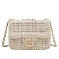 Elegante bolso bandolera de tweed con ribete de perlas y cadena dorada - 20x8x11cm / Blanco Roto