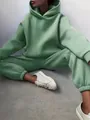 Gemütliches übergroßes Kapuzenpullover- und Jogginghosen-Set für Damen in Salbeigrün - S / Oberteil Und Unterteil / Hellgrün