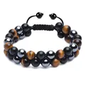 Vue détaillée du bracelet tressé à double rangée en œil de tigre et onyx noir - Style Oeil de Tigre Obsidienne / Oeil de Tigre-Obsidienne-Hématite
