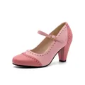 Vintage pink Mary Jane heels with brogue perforation details and chunky high heel - 36 / Pink Color-Block