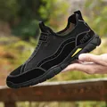 Atmungsaktiver schwarzer Mesh-Slipper Outdoor-Freizeitschuh für Herren mit weißen Nähten - Schwarz / 38