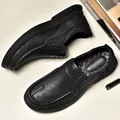 Premium schwarze Herren Business Casual Lederschuhe mit weicher Sohle und rutschfestem Design - 38 / Schwarz Slipper