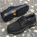Atmungsaktive Herren-Outdoor-Freizeitschuhe aus schwarzem Rindsleder mit Mesh - 38 / Schwarz Ausgeschnitten
