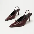 Burgundy crocodile-embossed pointed-toe slingback high heels featuring elegant gold detail. - 35 / Wine Red Crocodile