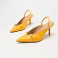 Elegant yellow crocodile-textured pointed-toe slingback sandals with a slim stiletto heel - 35 / Yellow Crocodile