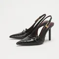 Salones slingback negros de punta con textura de cocodrilo y hebillas doradas. - 35 / Cristal Negro