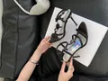 Elegantes sandalias de tacón de aguja negras con pedrería y plantilla holográfica - 35 / Negro