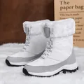 Eleganti stivali da neve impermeabili da donna con fodera in ecopelliccia bianca - 36 / Bianco