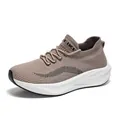 Atmungsaktive Strick-Laufschuhe zum Reinschlüpfen mit dicker Dämpfungssohle in Khaki - 36 / Khaki