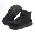 Schwarze wasserfeste Schneestiefel mit breiter Zehenpartie und warmem Fleecefutter. - 36 / Schwarz