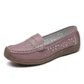 Bequeme lila Leder-Loafer für Damen mit floralen Ausschnitten und Gummisohle - 38 / Bohnenpastenrosa - Hohl