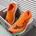 Leuchtend orangefarbene Mesh-Laufschuhe mit dicker Dämpfungssohle und breiter Zehenbox für Herren - 39 / Orange