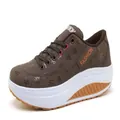 Zapato balancín marrón con plataforma y estampado de letras coreanas - 35 / Café