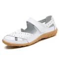 Bequeme weiße Damen-Ledersandalen mit Ausschnitten, Klettverschluss und robuster Gummisohle - 43 / Weiß