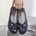 Marineblaue, ausgehöhlte Damen-Flats aus Lederimitat mit atmungsaktivem Mesh-Design - 35 / Dunkelblau