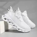 All-white men's lightweight mesh running sneakers with breathable shock-absorbing sole - 39 / White