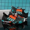 Scarpe da scoglio outdoor resistenti con motivo mimetico colorato e tessuto mesh nero - 35 / Nero Arancio Floreale