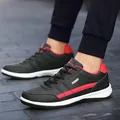 Baskets légères pour hommes en noir et rouge avec design imperméable et semelle ultra souple - 38 / Chaussures de Sport Décontractées (8001) / Noir