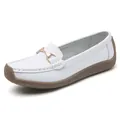 Klassische weiße Leder-Loafer für Damen mit goldener Schnalle und rutschfester brauner Sohle - 40 / Weiß