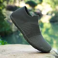 Ademende donker olijfgroene gebreide sok-schoenen voor outdoor wandelen en sport - Legergroen