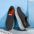 Chaussures de marche sans lacets en maille respirante gris foncé à semelles blanches - 39 / Style Homme / Gris foncé