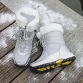 Stivali da neve grigi impermeabili da donna con calda fodera in pelliccia bianca e suola - 38 / Grigio (1399)