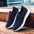 Navy blue breathable knit slip-on sports walking shoes for men and women sports sneakers - 35 / Dark Blue