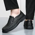 Mocassins classiques en cuir véritable noir pour hommes au design respirant - 38 / Style Mocassin Classique (85123) / Noir