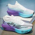 Professionelle ultraleichte Carbon-Laufschuhe mit lila-blauem Farbverlauf-Finish - 34 / Sternenblau