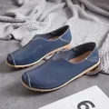 Comfortabele marineblauwe casual leren loafers voor dames met witte stiksels - Donkerblauw