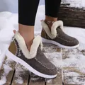 Warme dames winterschoenen met voering van imitatiebont en witte rubberen zool - 36 / koffiekleur